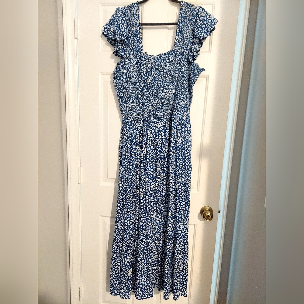 Chic Blue Patterned Midi Dress
